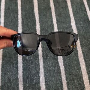Oakley Actuator in black never worn